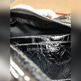 Оригинальная модель от BALENCIAGA, Le Cagole Heart, отличается от