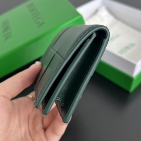 #Bv Новый визитница с крупной плетеной структурой. 651396  Этот 