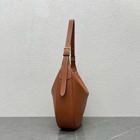 Подлинный продукт Новинка от CELINE – новая сумка HELOISE HOBO п