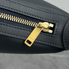 Подлинный продукт Новинка от CELINE – новая сумка HELOISE HOBO п