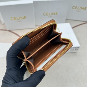 TRIOMPHE CUIR Компактный кошелек на молнии. Гладкая телячья кожа,