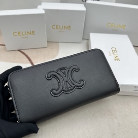 TRIOMPHE CUIR Большой кошелек на молнии, из гладкой телячьей кожи