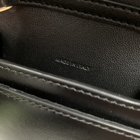 Подлинный продукт Новинка ранней весны 2025 от CELINE — чехол дл