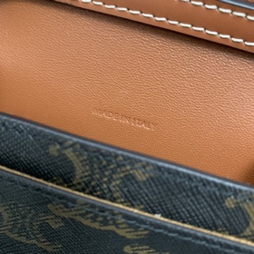 Подлинный продукт Новинка ранней весны 2025 от CELINE — чехол для