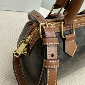 Подлинный продукт Новинка CELINE Кожаная сумка-бостон с небольши
