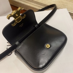 Подлинный CELINE2025 Новинка mini (сумка для наушников) В этом го