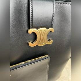 Подлинный товар Сумка CELINE LOUISE среднего размера из гладкой 