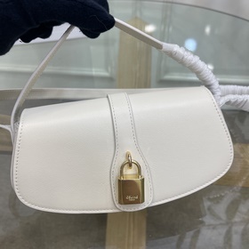 Подлинная роскошная французская модная марка Celine представляет 