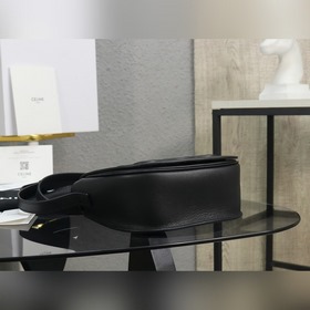 Высочайшее качество, полностью металлическая фурнитура. Сумка Cel