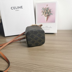Новые товары CELINE на сайте｜Новая модель 2025 года： сумка-коробк