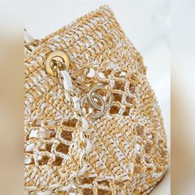 CHANEL COCO BEACH BAG Ажурный дизайн и плетение из рафии Размеры：