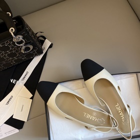 【Chanel】 Новая серия туфель с открытой пяткой от Chanel!  Кажда