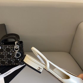 【Chanel】 Новая серия туфель с открытой пяткой от Chanel!  Кажда