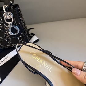 【Chanel】 Новая серия туфель с открытой пяткой от Chanel!  Кажда