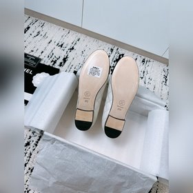 Новинка от Top Brand： туфли-лодочки с контрастной отделкой Балетк