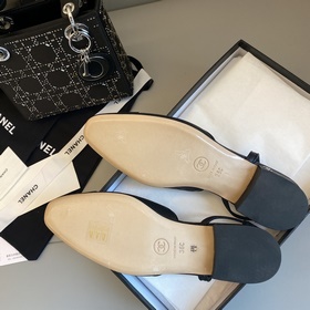 【Chanel】 Новая серия туфель с открытой пяткой от Chanel!  Кажда