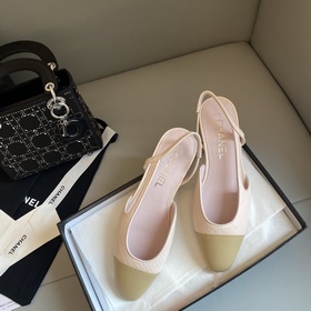 【Chanel】 Новая серия туфель с открытым пяткой от Chanel!  Кажда