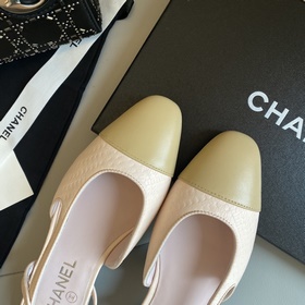 【Chanel】 Новая серия туфель с открытым пяткой от Chanel!  Кажда