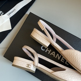 【Chanel】 Новая серия туфель с открытым пяткой от Chanel!  Кажда