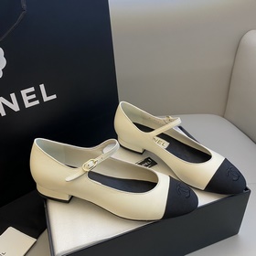 【Chanel】 Новинка осень-зима 2023 от Chanel — туфли с круглым носк