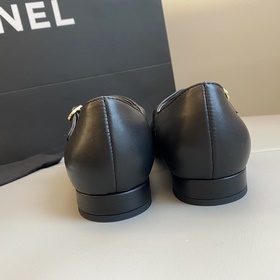 【Chanel】 Новинка осень-зима 2023 от Chanel — туфли с круглым носк