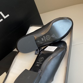 【Chanel】 Новинка осень-зима 2023 от Chanel — туфли с круглым носк