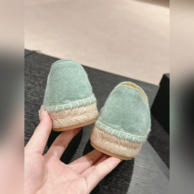 CHANEL маленькие туфли-тапочки с подошвой из пеньковой веревки. В