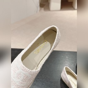 CHANEL маленькие туфли-тапочки с подошвой из пеньковой веревки. В