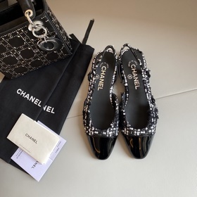 【Chanel】 Новая серия туфель с открытой пяткой от Chanel!  Кажда