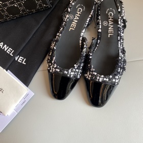 【Chanel】 Новая серия туфель с открытой пяткой от Chanel!  Кажда