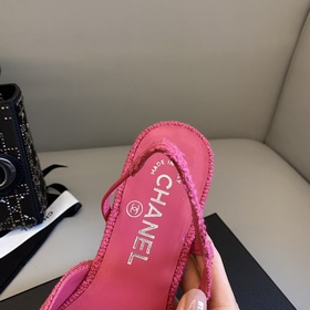【Chanel】 Новая серия туфель с открытой пяткой от Chanel!  Кажда