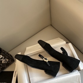 【Chanel】 Новые туфли Chanel Mary Jane с цветочным узором! Гаранти