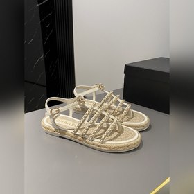CHANEL 2025 Новая модель плетеных пляжных сандалий, доступная в м