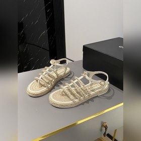 CHANEL 2025 Новая модель плетеных пляжных сандалий, доступная в м