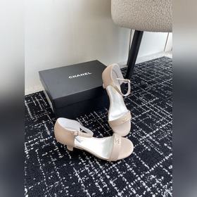 Услуги покупке товаров CHANEL 24ss Сандалии с одной ремешкой Ост