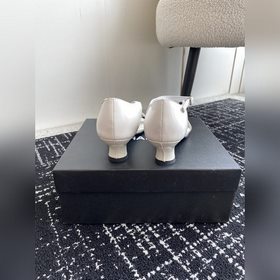 Услуги покупке товаров CHANEL 24ss Сандалии с одной ремелькой Ос