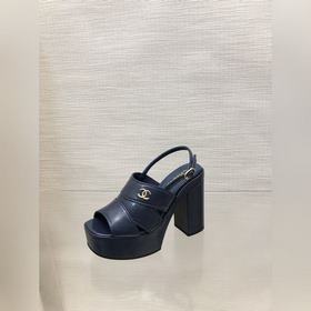 CHANEL 23Ss Новая модель сумки-книжки с застежкой виде мари-джен 