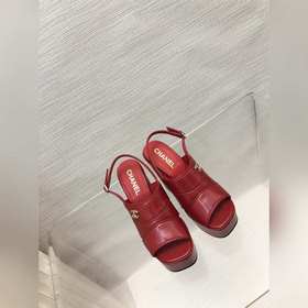 CHANEL 23Ss Новая модель сумки-книжки с застежкой виде мари-джен 