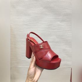 CHANEL 23Ss Новая модель сумки-книжки с застежкой виде мари-джен 