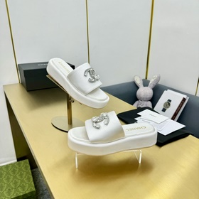 Chanel — 2025 эксклюзивные туфли-лодочки Mary Jane Классический д