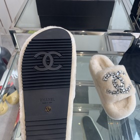 Chanel 24ss Осень-зима Новые тапочки на толстой подошве Пушистые