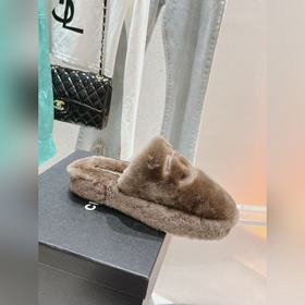 Представляем новую серию щеток для волос двойным C-образным ворсо