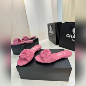 Chanel 24C весна-лето, новая коллекция, серия туфель с капустой.