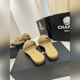 Chanel 24C весна-лето, новая коллекция, серия туфель с капустой. 