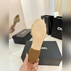 Chanel 24C весна-лето, новая коллекция, серия туфель с капустой. 
