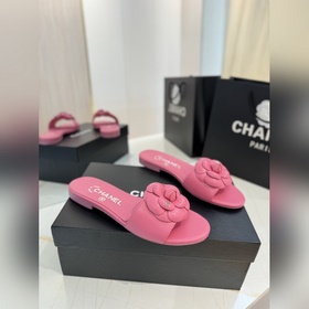 Chanel 24C весна-лето, новая коллекция, серия туфель с каблуком и