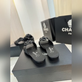 Chanel 24C весна-лето, новая коллекция, серия туфель с каблуком и
