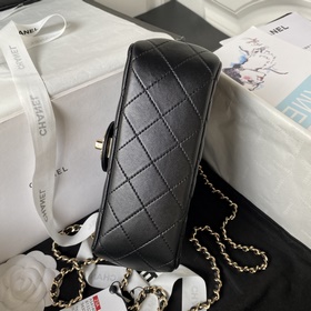 Chanel 23A с ручкой в форме бриллианта, модель cfmini, появилась 