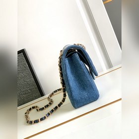 1112 Средний размер 2,55 Новая модель джинсовой сумки CHANEL CF24