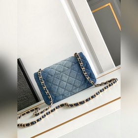 Модель 1116CHANEL Новая джинсовая сумка CF24s. Не правда ли, она 